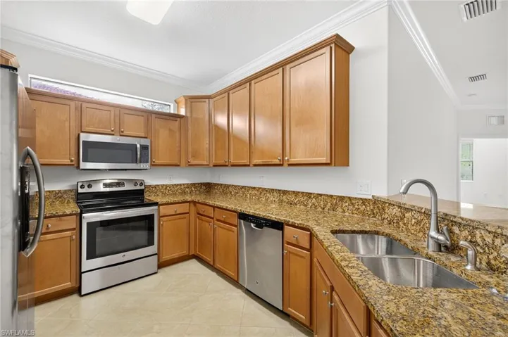 11341  Red Bluff  LN, Fort Myers, FL 33912