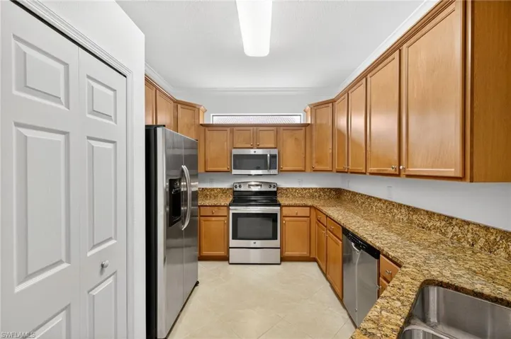 11341  Red Bluff  LN, Fort Myers, FL 33912