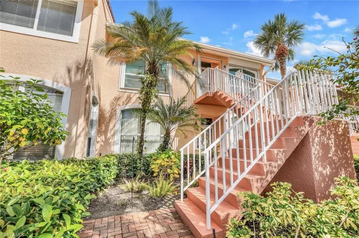 1972  Cascades  DR, Naples, FL 34112