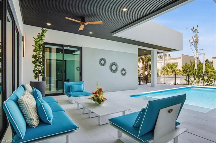 298 Castaways St, Marco Island, Florida 34145