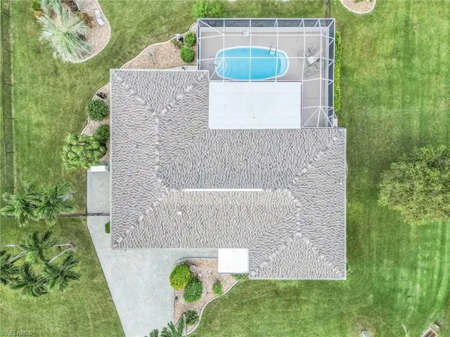 Aerial view....no roof issues ...new roof Nov, 2023