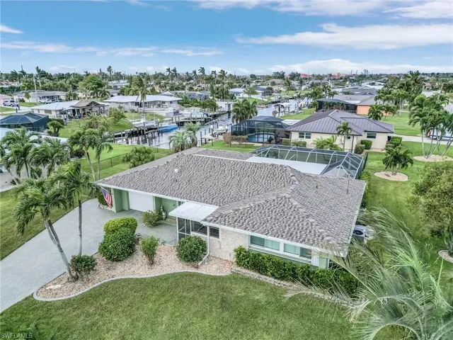 Birds eye view of property....whatever angle you see....nice 3 lot site