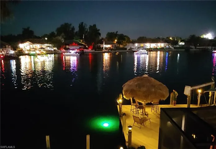 watch X,mas boat parade from home