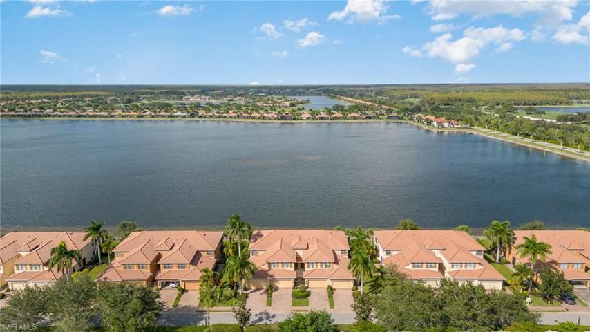 Beautiful Lakefront Views
