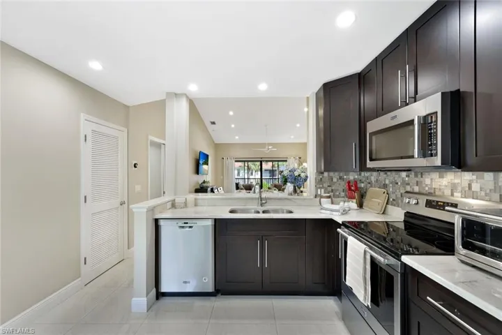 613 Serendipity Dr 613, Naples, Florida 34108