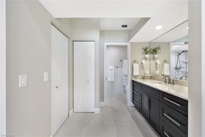 613 Serendipity Dr 613, Naples, Florida 34108