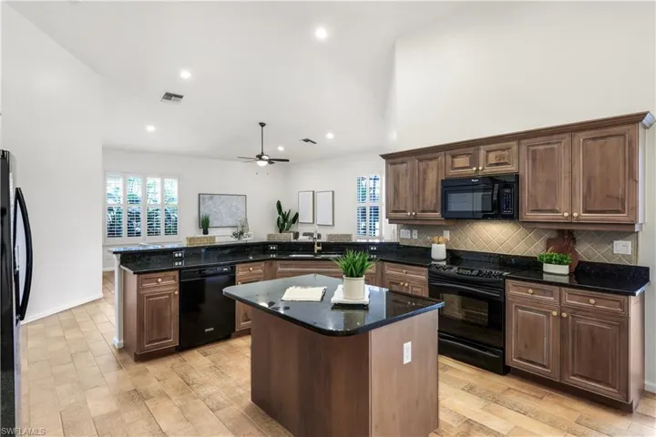 6346  Old Mahogany  CT, Naples, FL 34109