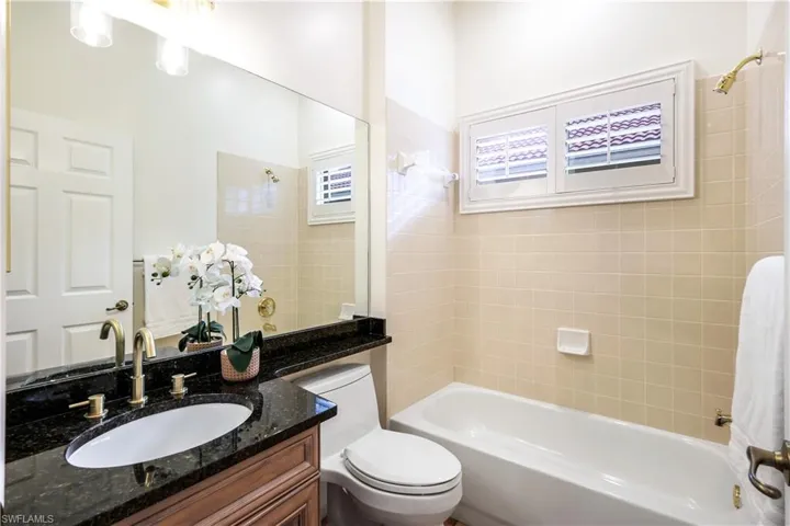 6346  Old Mahogany  CT, Naples, FL 34109