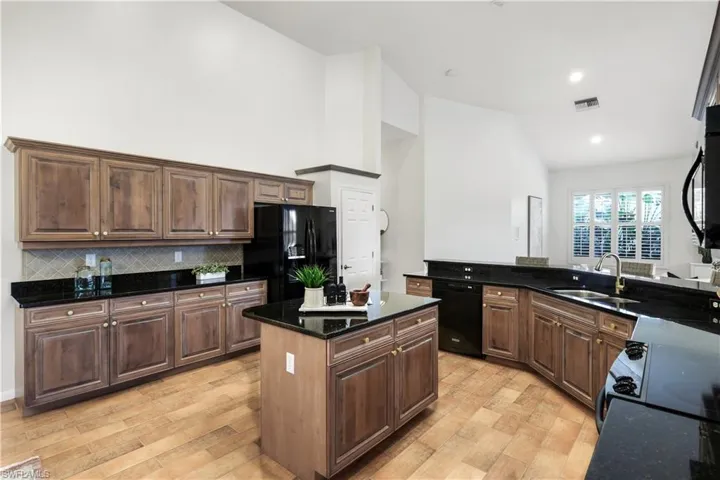 6346  Old Mahogany  CT, Naples, FL 34109