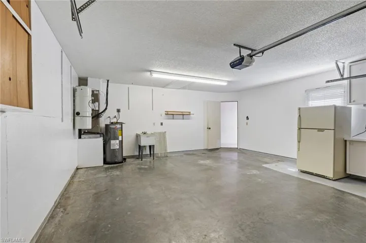 3657 Kent Dr, Naples, Florida 34112