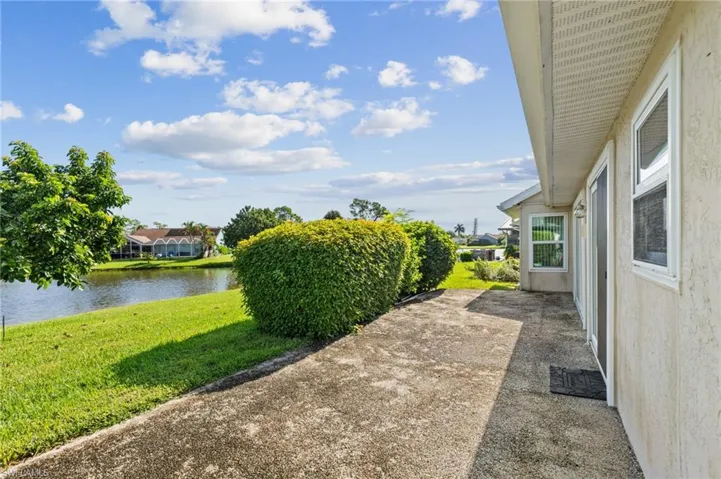 3657 Kent Dr, Naples, Florida 34112