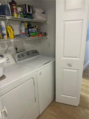 Laundry in Hall