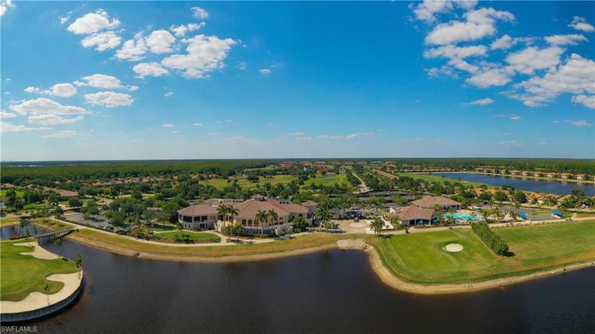 10538 Smokehouse Bay DR # 202, NAPLES FL 34120