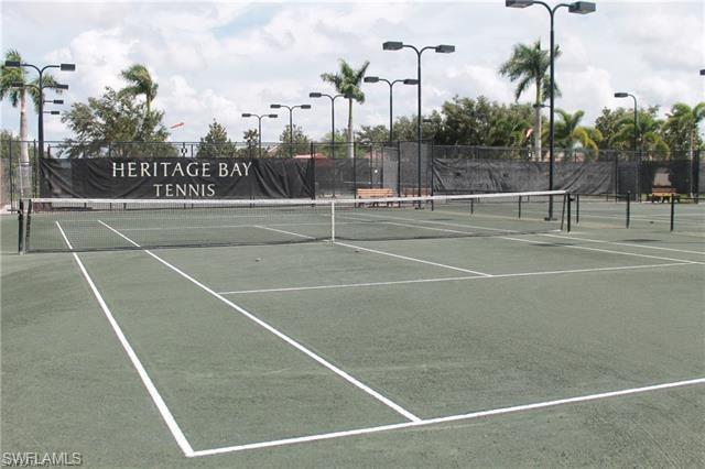 10538 Smokehouse Bay DR # 202, NAPLES FL 34120