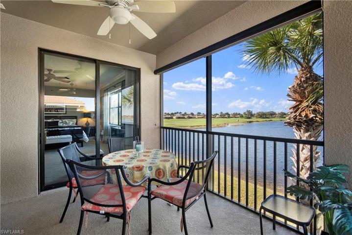 10538 Smokehouse Bay DR # 202, NAPLES FL 34120