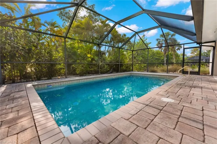 Screened Pool