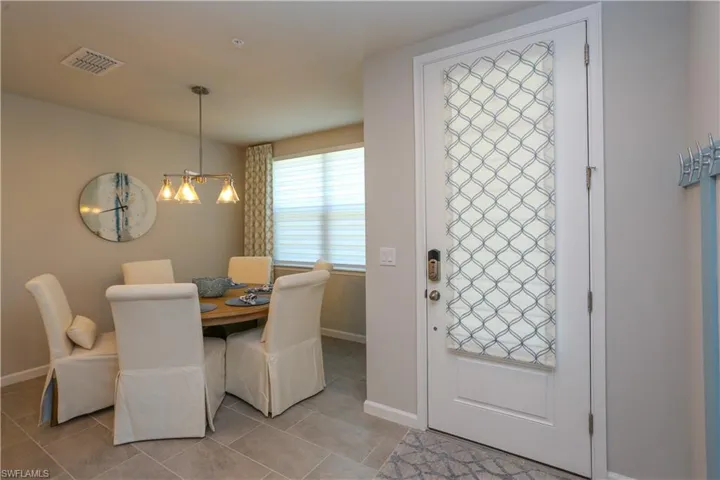 4709 Arboretum Cir 101, Naples, Florida 34112
