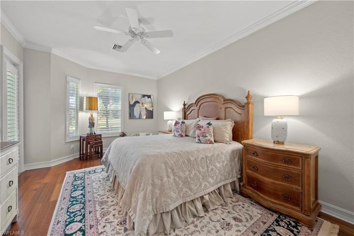 Master Bedroom/Wood Floors
