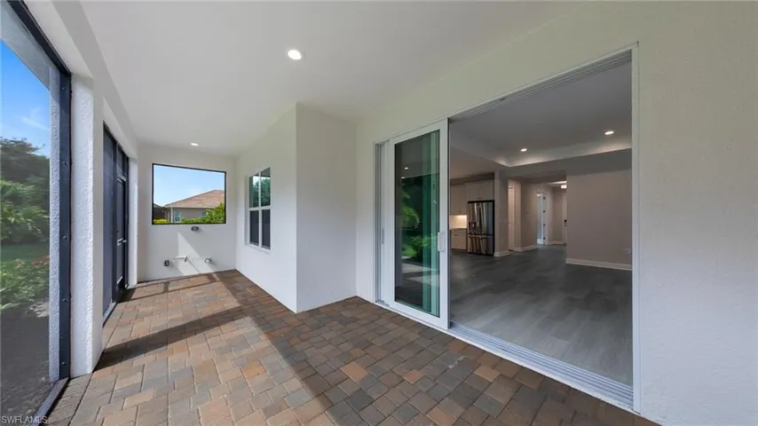 3050  Heritage Pines  DR, Fort Myers, FL 33905