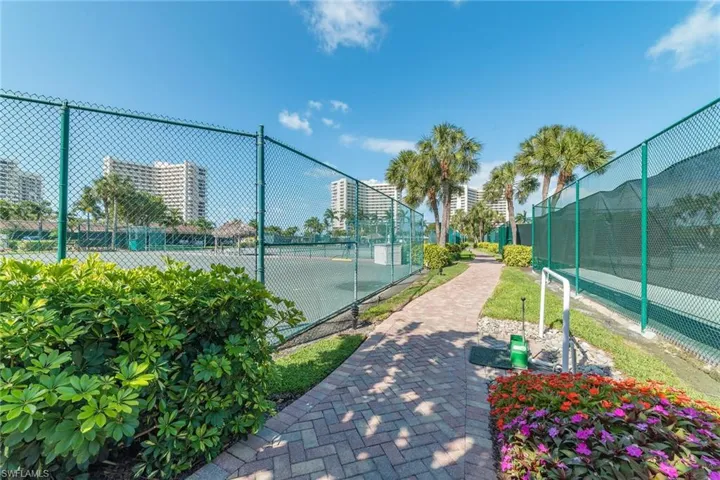 260  Seaview  CT, Marco Island, FL 34145
