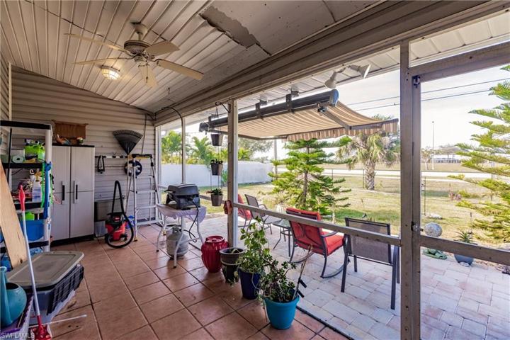 1822 NE 16th PL, CAPE CORAL FL 33909