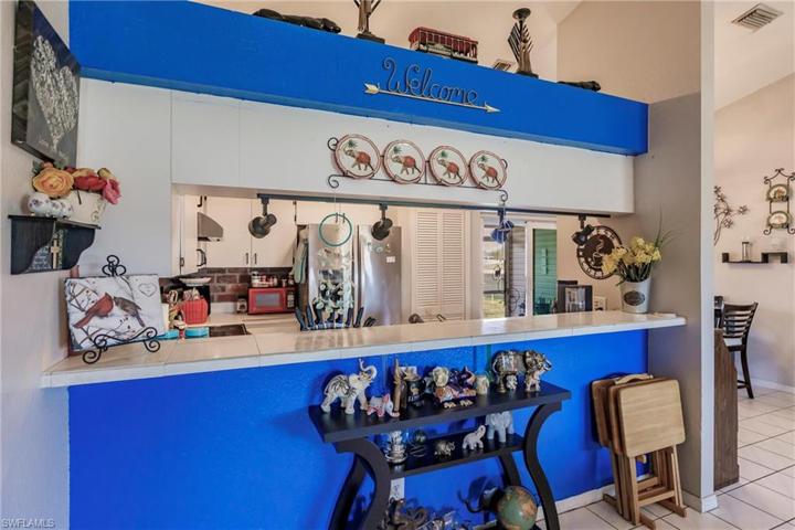 1822 NE 16th PL, CAPE CORAL FL 33909