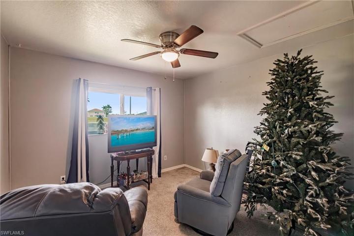 1822 NE 16th PL, CAPE CORAL FL 33909