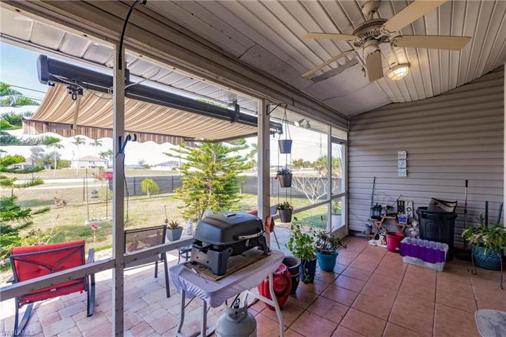 1822 NE 16th PL, CAPE CORAL FL 33909