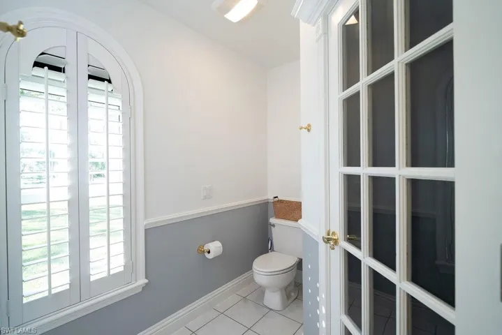 2421 22nd Ave Ne, Naples, Florida 34120