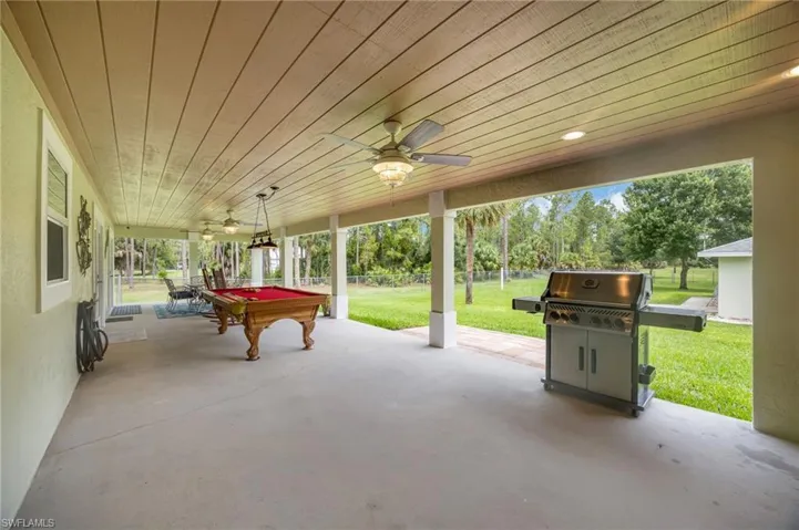 2421 22nd Ave Ne, Naples, Florida 34120