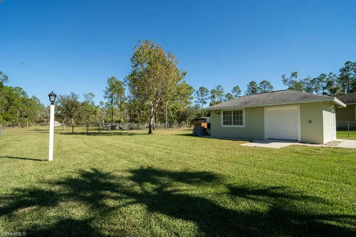 2421 22nd Ave Ne, Naples, Florida 34120