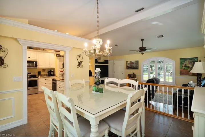 2421 22nd Ave Ne, Naples, Florida 34120