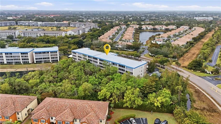 Drone / aerial view of apartment complex / building