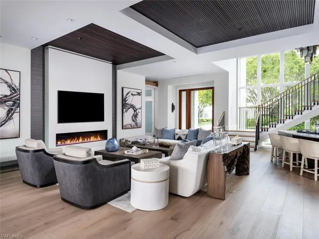 3131 Gin Ln, Naples Fl 34102