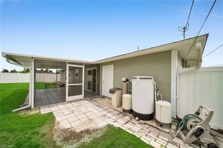 2118 NE 23rd  AVE, Cape Coral, FL 33909