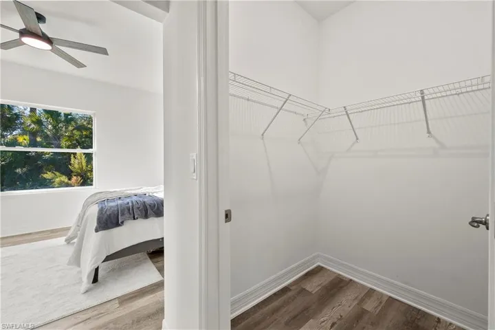 Walk in closet 1