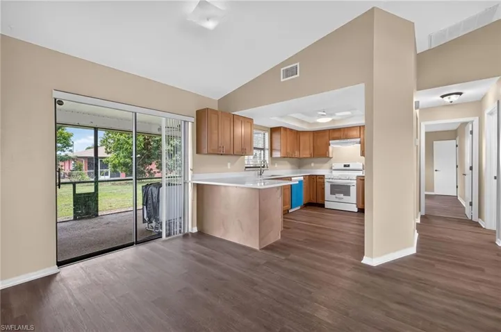 718 Sw 35th Ter, Cape Coral, Florida 33914