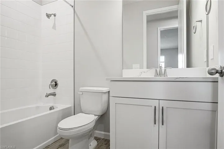 4646 Arboretum Cir 201, Other, Florida 34112