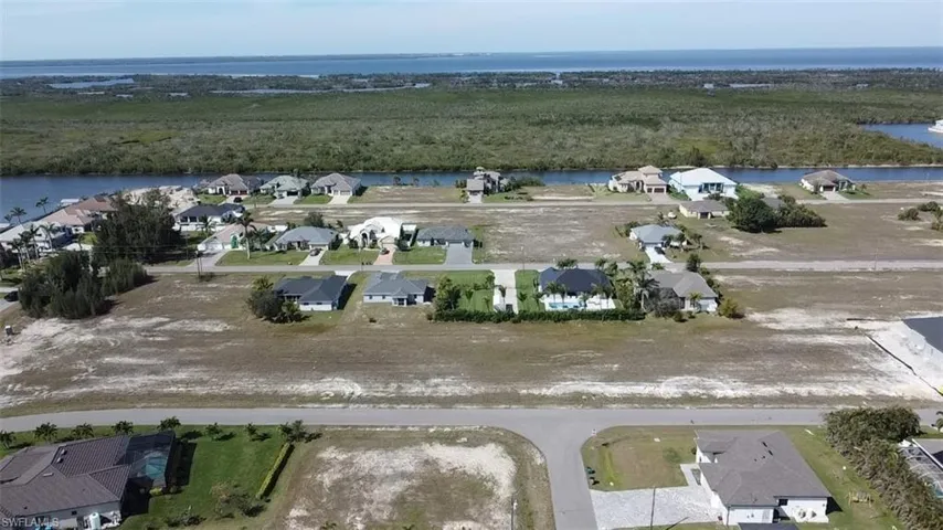 2712 Nw 45th Ave, Cape Coral Fl 33993