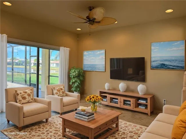 10554  Carolina Willow  DR, Fort Myers, FL 33913