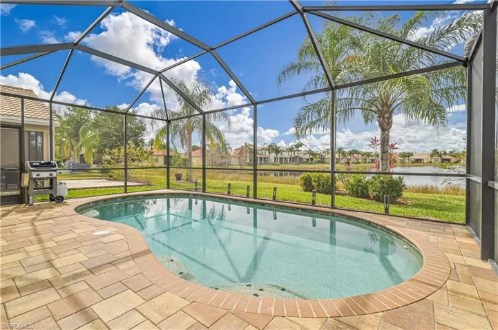 10554  Carolina Willow  DR, Fort Myers, FL 33913