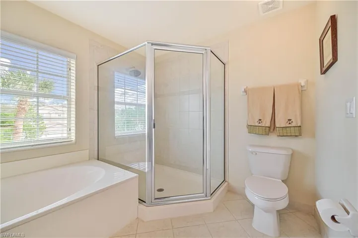 10554  Carolina Willow  DR, Fort Myers, FL 33913