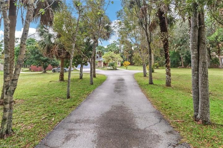 1990  16th SW AVE, Naples, FL 34117