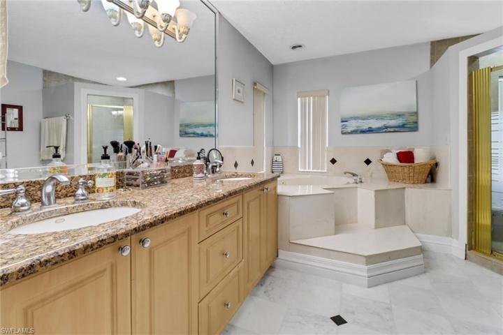 1990  16th SW AVE, Naples, FL 34117