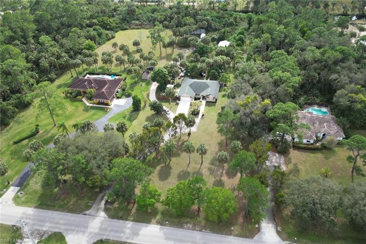 1990  16th SW AVE, Naples, FL 34117