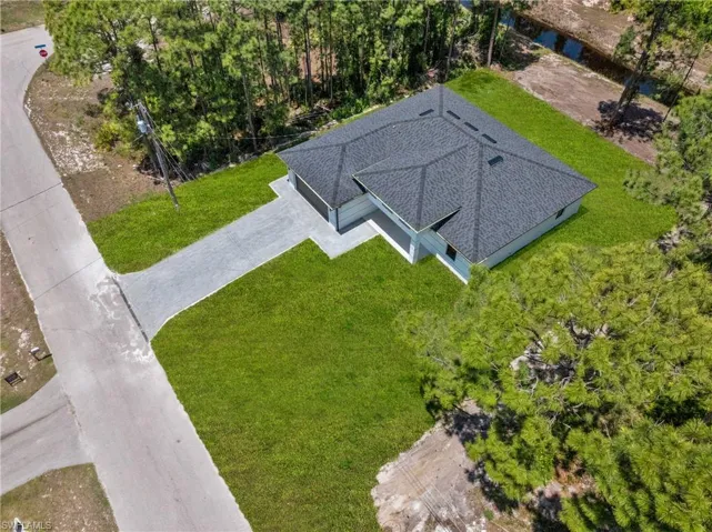 507 Trinity St E, Lehigh Acres, Florida 33974
