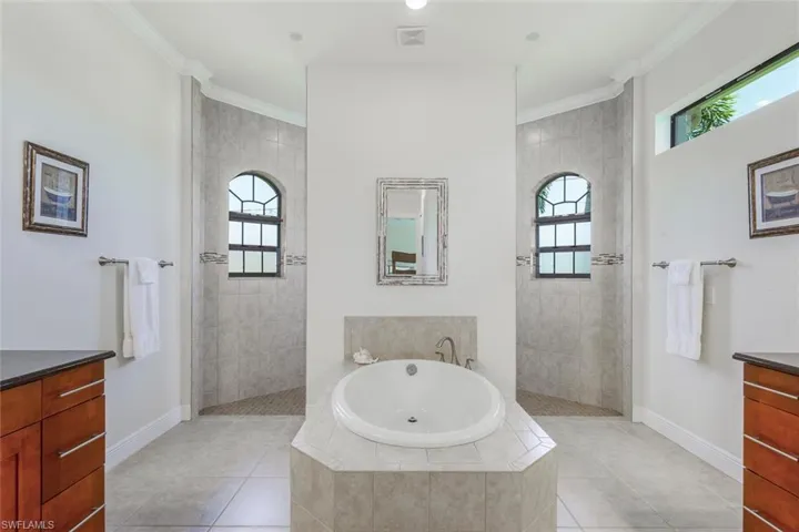 3936 SW 25th  PL, Cape Coral, FL 33914