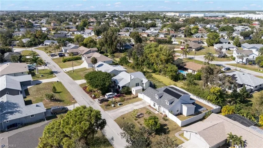 17298  Knight  DR, Fort Myers, FL 33967