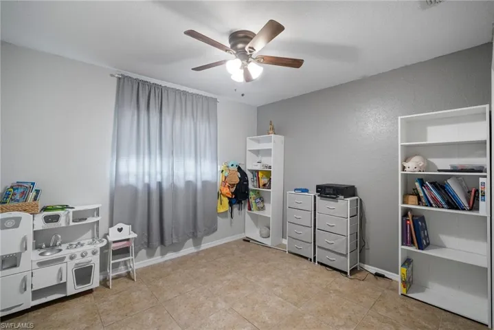 4013  16th SW ST, Lehigh Acres, FL 33976