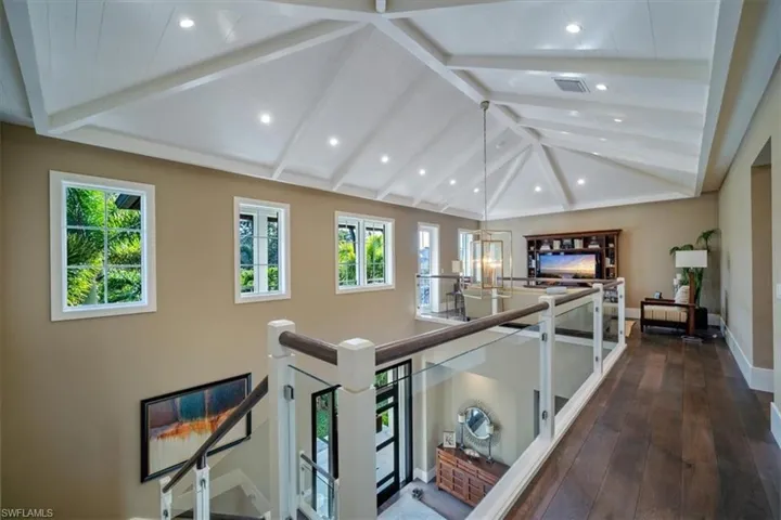 upstairs lounge